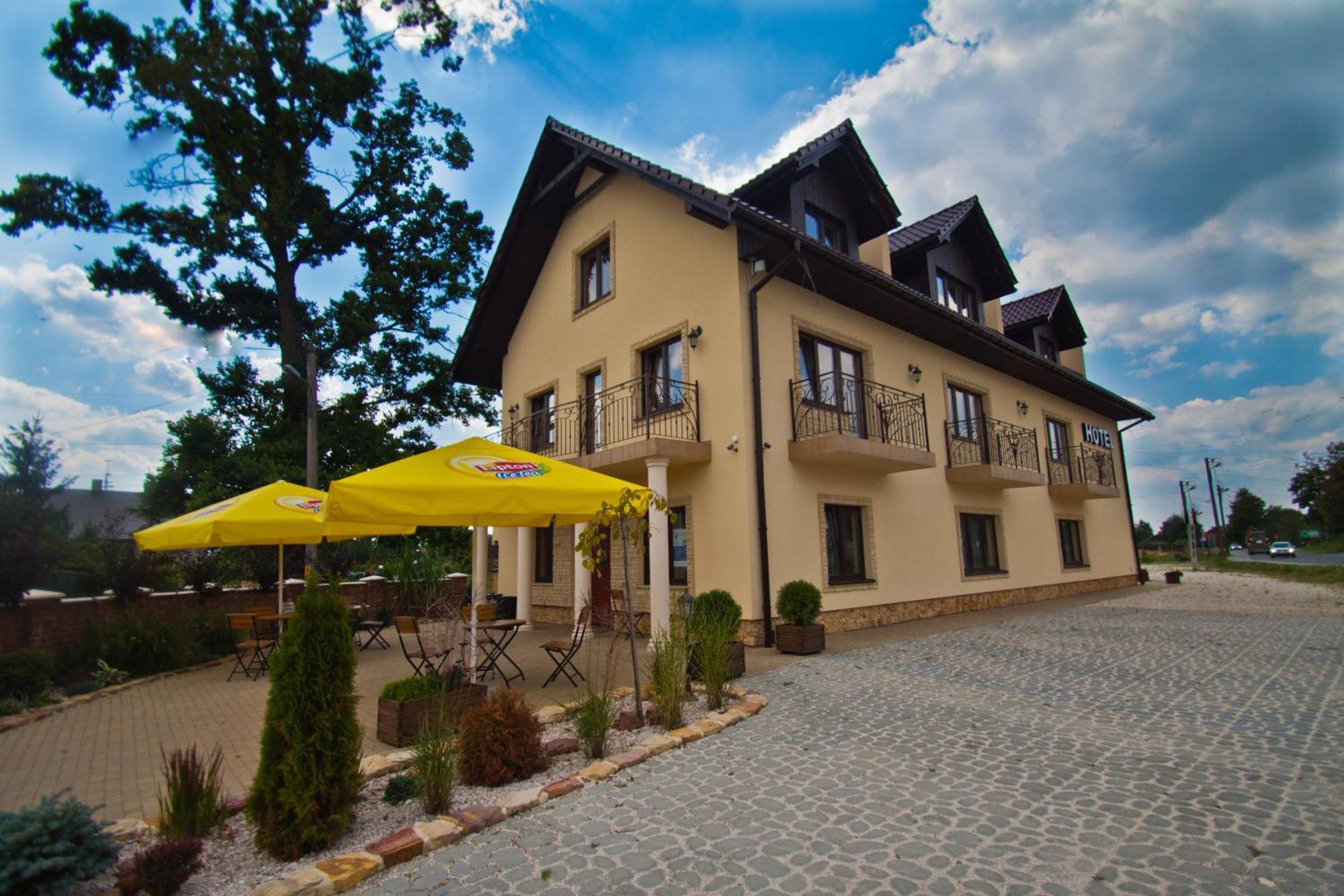 Hotel Dwa Bratanki Rzeszów Exterior foto